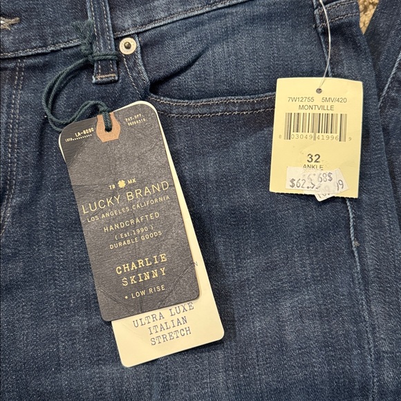 Lucky Brand Women Charlie Skinny jeans size 14/32 - Picture 2 of 10